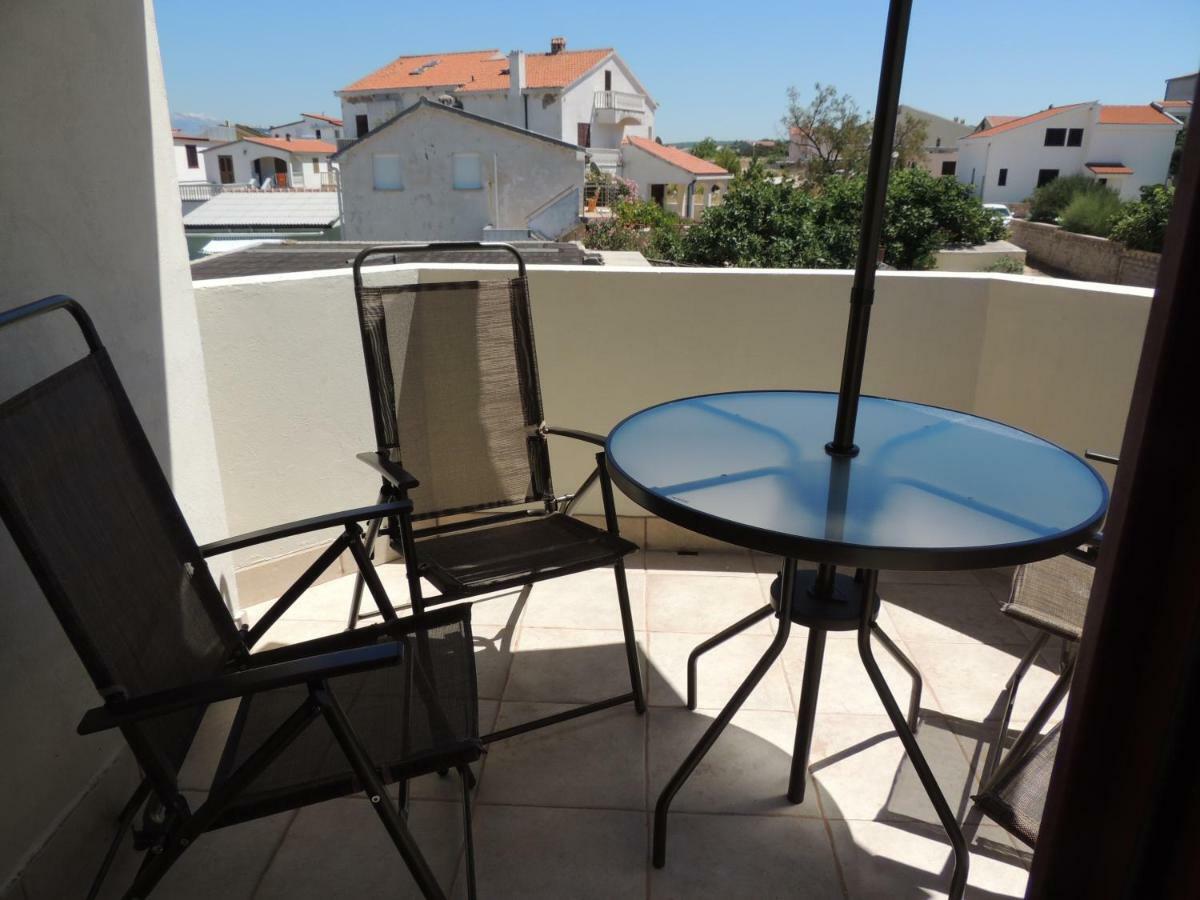 Apartments Villa Aurora ราชานาส ภายนอก รูปภาพ